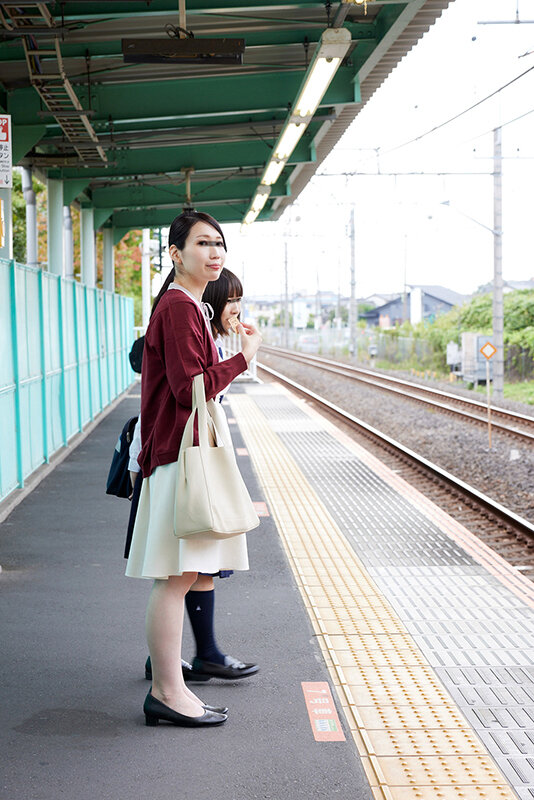 「えっ！おばさんの私が？！」我が子の前で痴●され必死に抵抗するも愛液を垂れ流し絶頂が止まらない巨尻母VOL.2