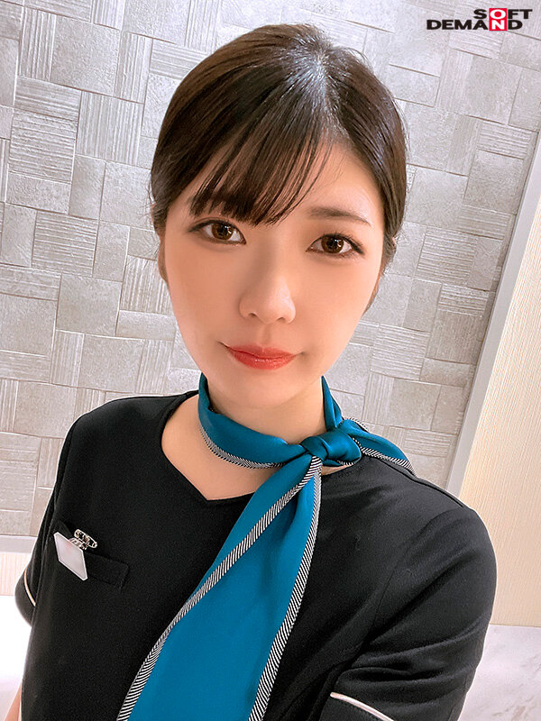 【初撮り】【中出し了承】クールでおとなしめの美容部員さん。制服脱いだら超美白スレンダーボディ。仕事の合間に呼び出しHキメたら、ハマちゃったみたいで連続中出しさせてくれました。 かほちゃん 22歳