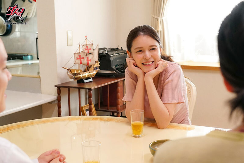 幼い頃、一緒にお風呂に入っていた叔母さんと再び入浴…嬉し恥ずかし甥っ子バスタイム。 橘メアリー